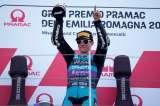 David Alonso logró su octava victoria y se acerca al título mundial de la Moto3