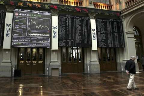 Grecia afirma que aplicará la austeridad pese a la oposición
