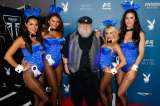 Creador de "Juego de Tronos" se divierte con ‘conejitas’ Playboy