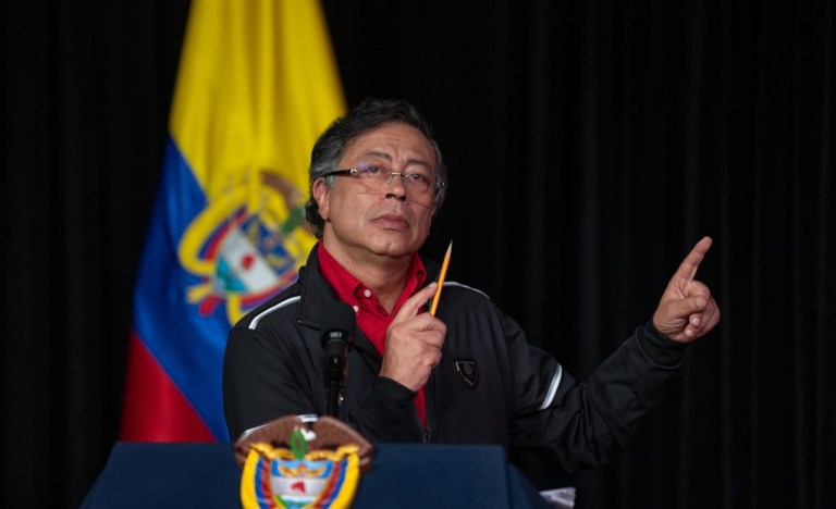 Así se ha movido la imagen del presidente Gustavo Petro entre las más recientes encuestas