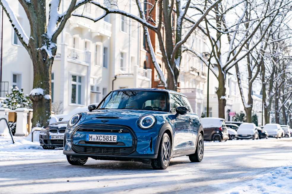Mini Cooper SE.