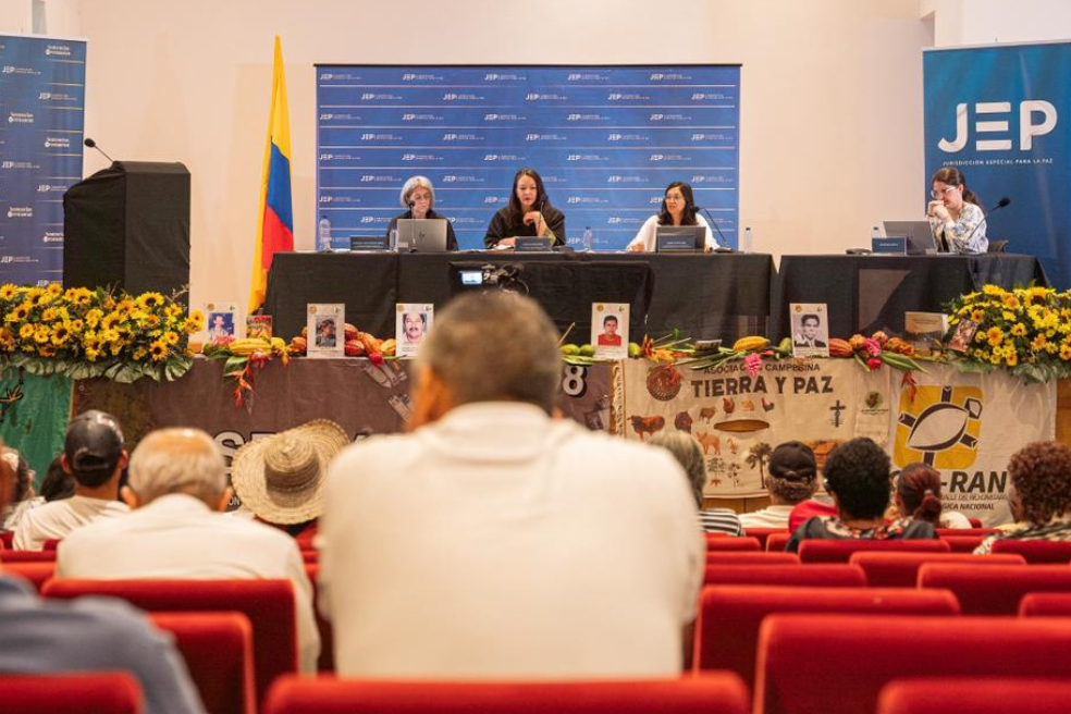 La magistrada Catalina Díaz Gómez lidera la invetigación de la JEP sobre los crímenes de paramilitares y agentes del Estado en el Magdalena Medio.