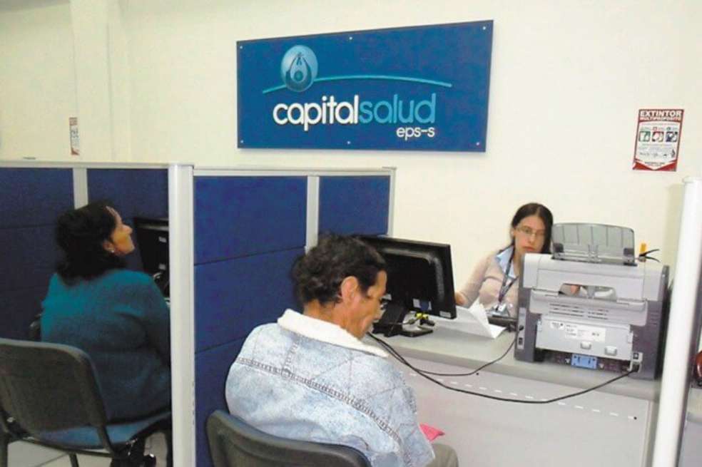  La normativa busca ntervenir cerca de 2.900 trámites y procesos administrativos, 25  son del sector salud.    / Archivo El Espectador