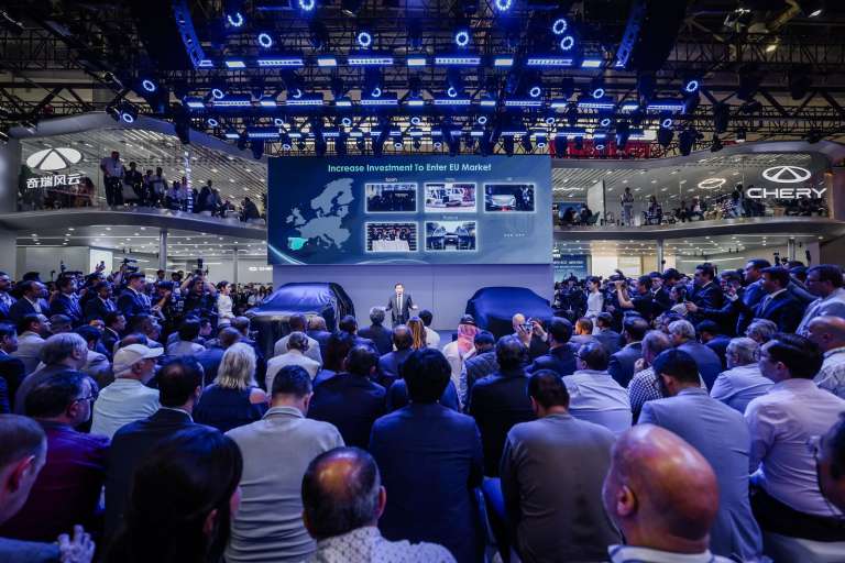 Así es el nuevo Chery Tiggo 9 híbrido enchufable. La marca china, protagonista en el Salón del Automóvil de Beijing, regresó a Colombia de la mano del Grupo Vardí.