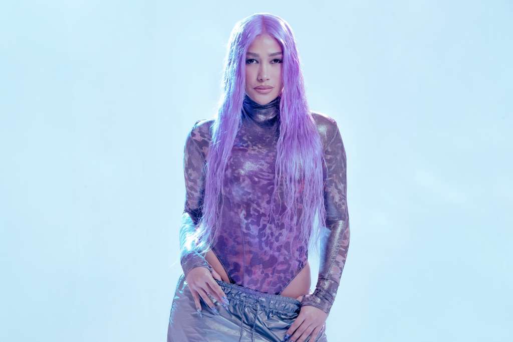 BOG400 BOGOTÁ (COLOMBIA), 20/09/2024.- Fotografía sin fechar cedida por Basilio Silva de la cantante colombiana Fariana que antes era conocida como Farina. La cantante colombiana Fariana estrenó su nuevo álbum 'Underwater', que incluye colaboraciones con el jamaicano Sean Paul, el estadounidense Flo Rida y el dominicano El Alfa, entre otros, informó este viernes el equipo de la artista colombiana. EFE/ Basilio Silva /SOLO USO EDITORIAL SOLO DISPONIBLE PARA ILUSTRAR LA NOTICIA QUE ACOMPAÑA (CRÉDITO OBLIGATORIO)