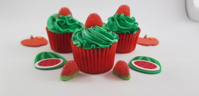 Así se preparan los cupcakes de sandía