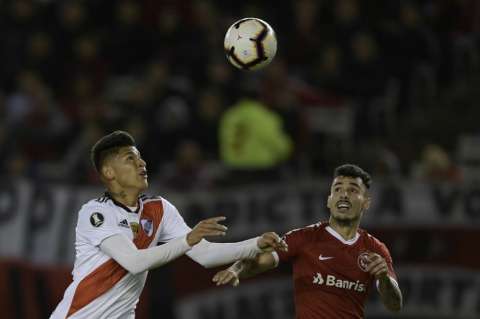 Con Jorge Carrascal desde el minuto 75, River empató ante Internacional