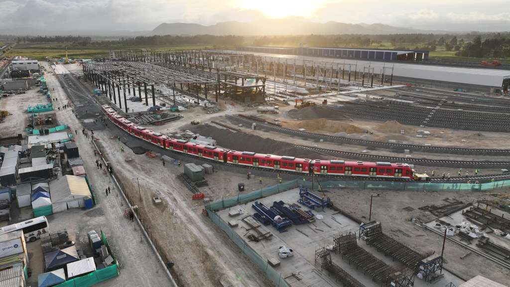 El primer tren del metro de Bogotá lo armaron en el patio taller el 11 de septiembre de 2025.