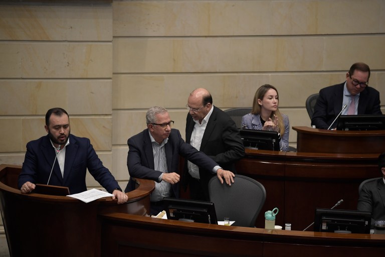 Plenaria del Senado aprobó control político a ministros de Petro por emergencia económica