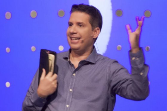 Pastor Arrázola se defiende y denuncia amenazas