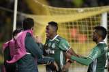 Yerry Mina anota en juego entre Palmeiras y Peñarol que termina en gresca