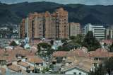 Ventas de vivienda bajan en Colombia, en línea con desaceleración de la economía