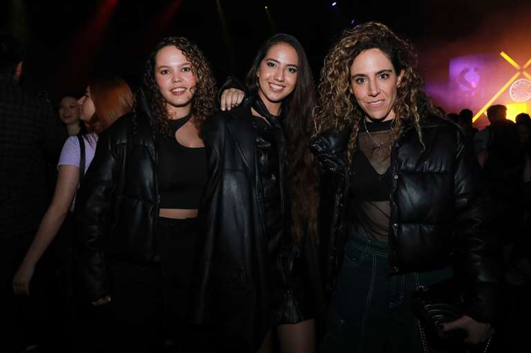 Amalia Andrade, Camila Palacio y Valentina Londoño
