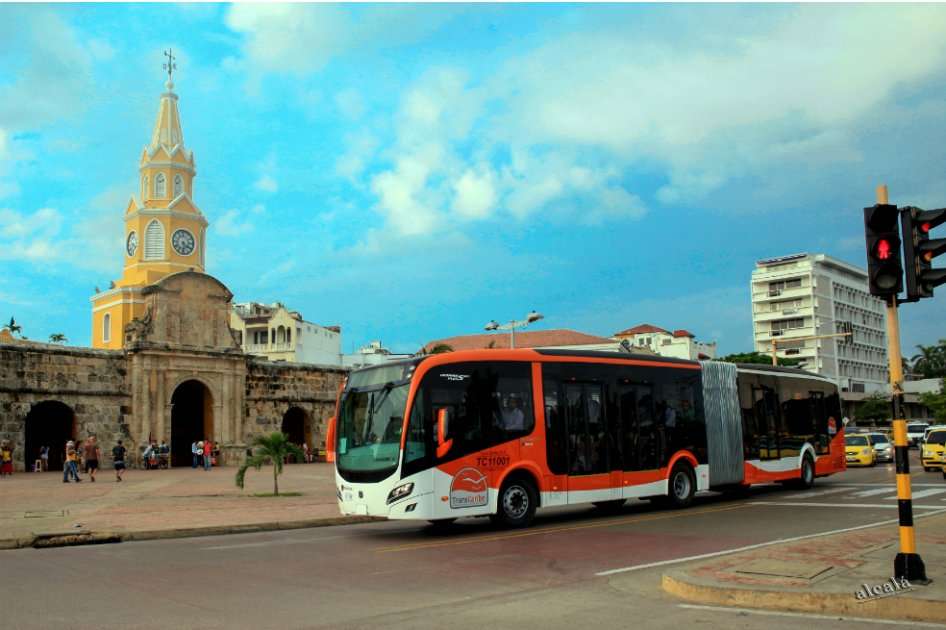 Los articulados en la etapa pedagógica recorren desde la estación Chambacú hasta La Bodeguita, en el centro de Cartagena. / Cortesía.