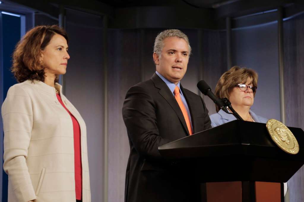 El presidente Duque presentó el informe junto a Nancy Patricia Gutiérrez, ministra del Interior; y Gloria María Borrero, ministra de Justicia. / Presidencia