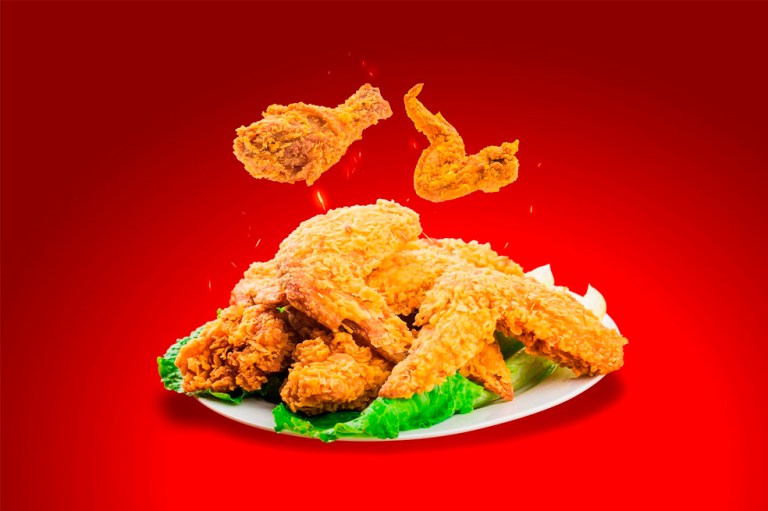 ⁠¿Cómo recalentar el pollo broaster o asado para que no quede cauchudo?