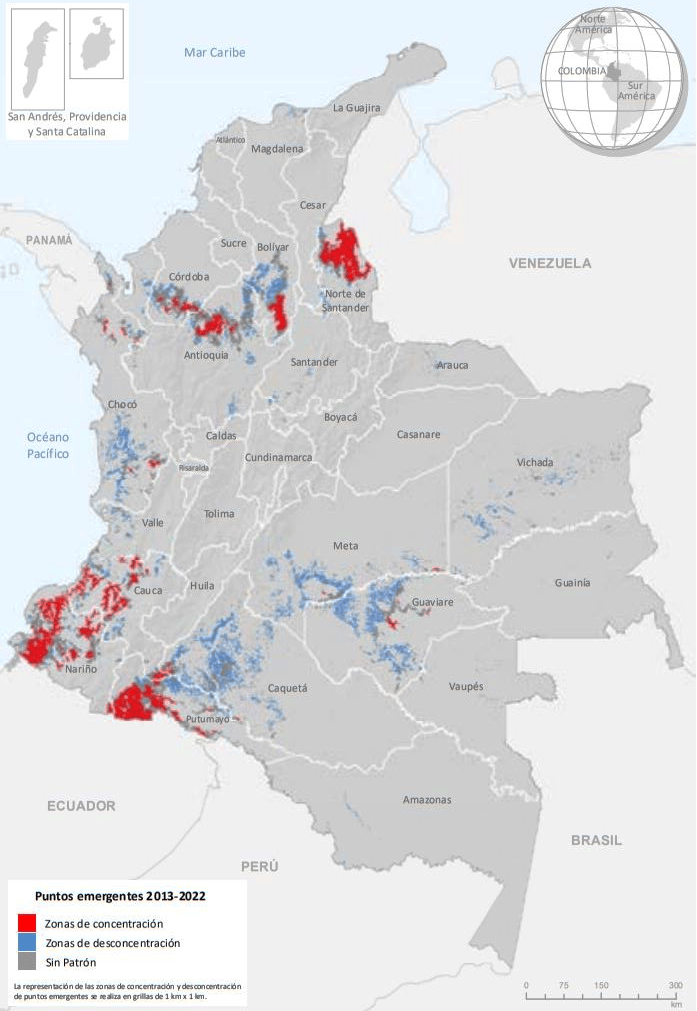 En rojo, las zonas de alta concentración de cultivos de coca. En azul, zonas donde ha bajado significativamente la siembra de esta planta de uso ilícito.