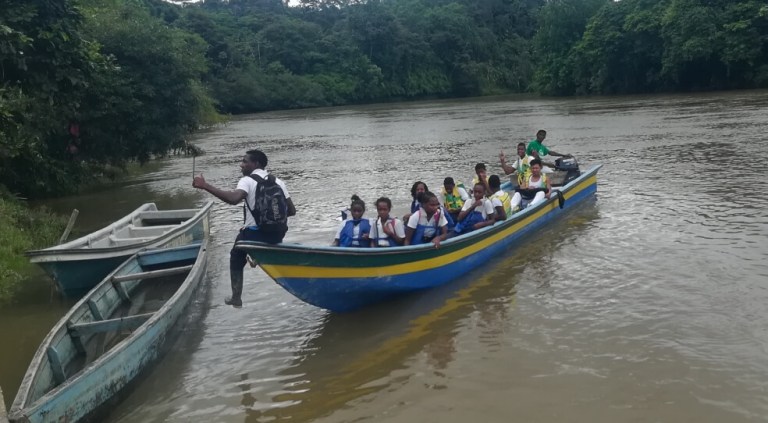 Cuentos de paz escritos por niños y niñas en Chocó