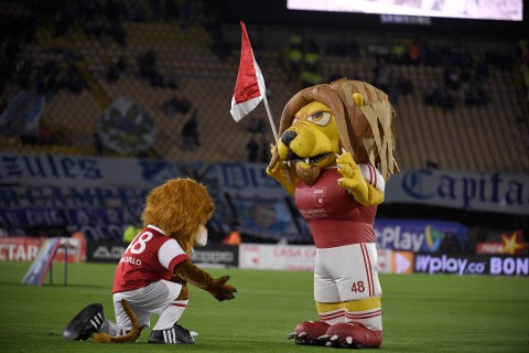 Santa Fe renovó su icónica mascota, así se ve el nuevo ‘Monaguillo’