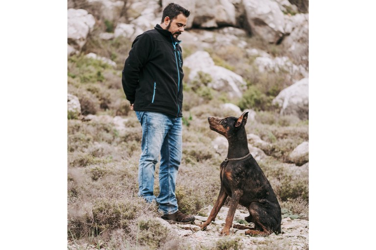 ¿Los perros son selectivos? Esta es la razón por la que ladran a algunas personas