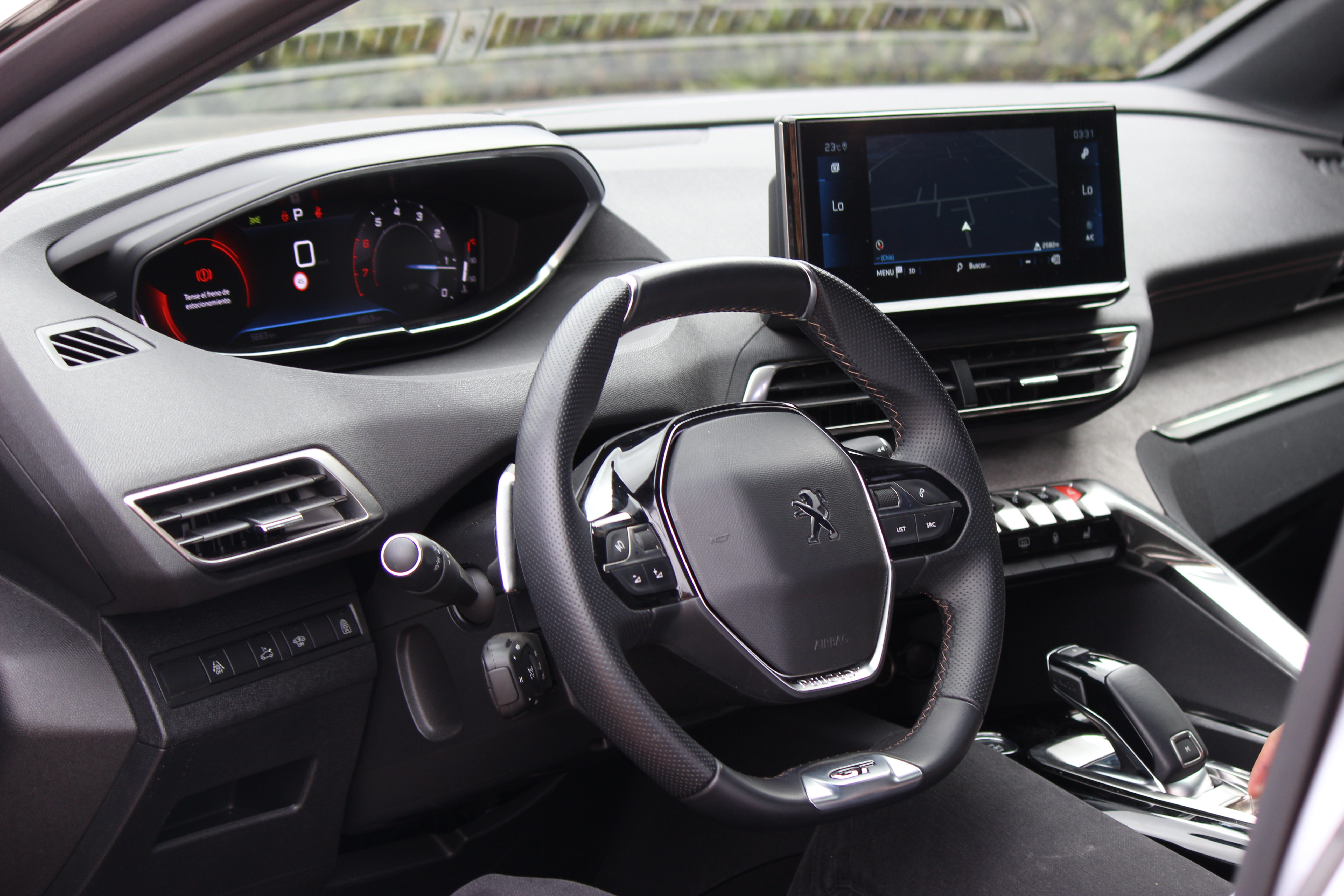 Peugeot 5008.