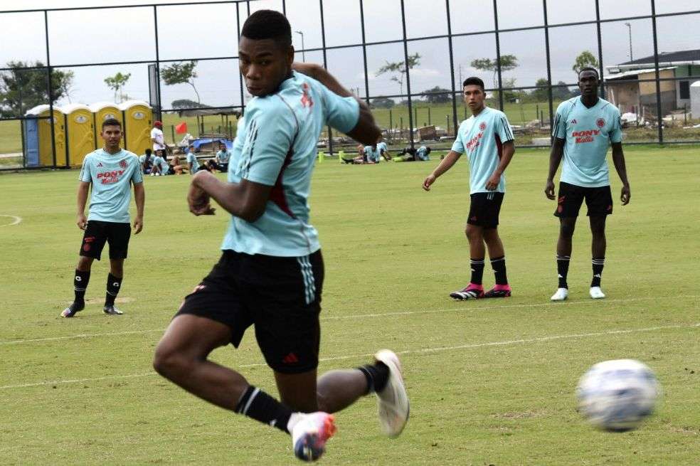 Entrenamiento de la selección de Colombia Sub-17 en Guayaquil, Ecuador.