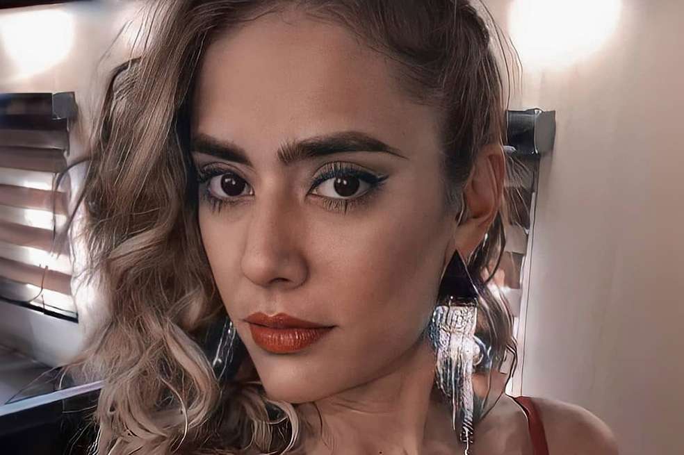 Carolina Ramírez expresó su indignación después de descubrir un condenable caso de maltrato contra un perro.