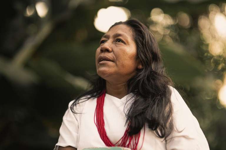 La mayora Lejandrina Pastor, de la comunidad wiwa, del pueblo Achíntukua en la Sierra Nevada de Santa Marta.