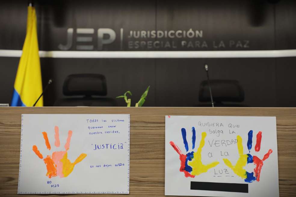 El reclutamiento forzado, la violencia sexual y basada en género son transversales a muchos de los casos que investiga la JEP por las proporciones en las que se presentaron durante el conflicto.