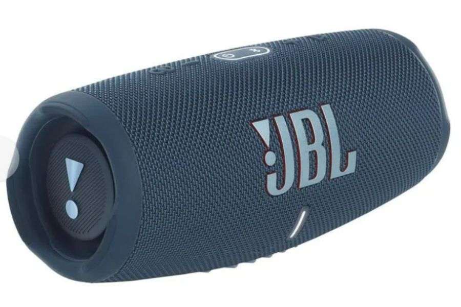 Imagen de referencia de parlante JBL charge 5. / Imagen: Almacenes Éxito.