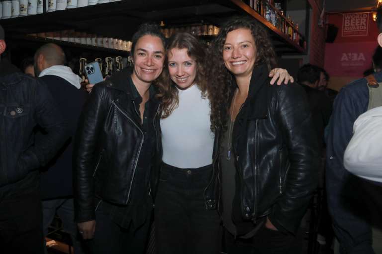Mafe Herrera, Cata Roa y Nats Cuellar.