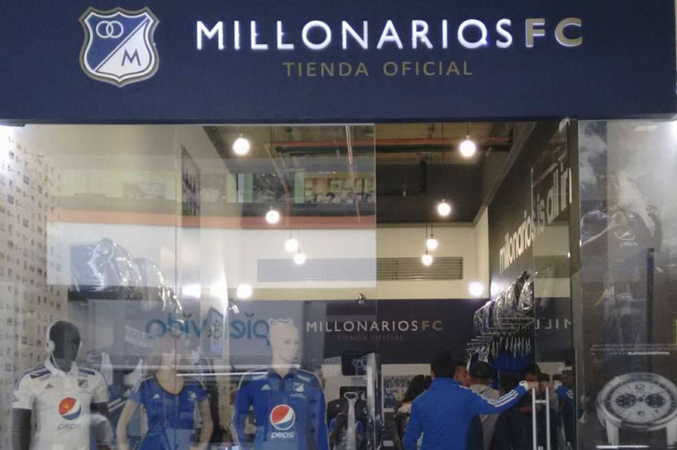 Los sujetos realizaron el ataque en protesta a la gestión de los directivos del cuadro bogotano. / millonarios.com.co