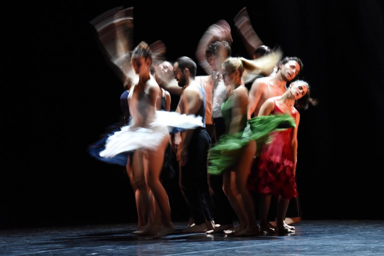 Colombia baila al ritmo de sus realidades