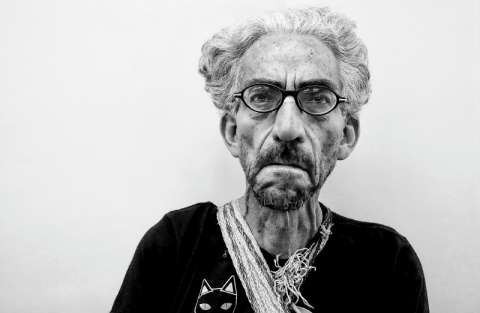 “En aras de la objetividad se elimina el arte”: una entrevista a Antonio Caro