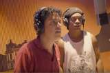 Ronaldinho se la juega como rapero en una canción contra la corrupción