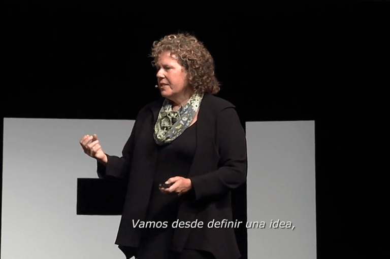 ¿Cómo debe ser el proceso en el desarrollo de ideas?