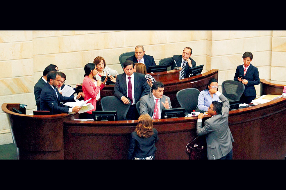 El miércoles fue aprobada en la plenaria del Senado la reforma de equilibrio de poderes. Leonardo Vargas - Prensa Senado