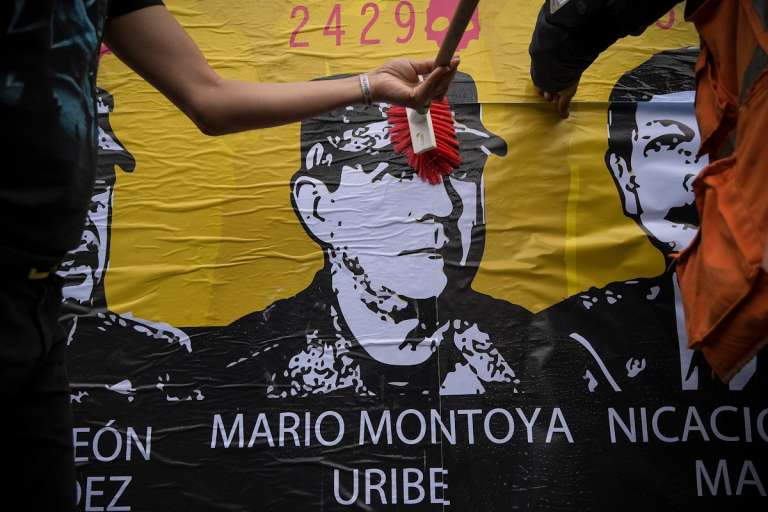 Retrato dibujado del general Mario Montoya.