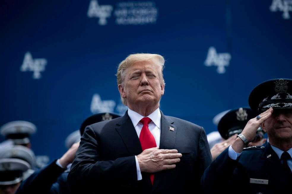 El presidente Donald Trump hizo el anuncio desde su cuenta de Twitter. / AFP