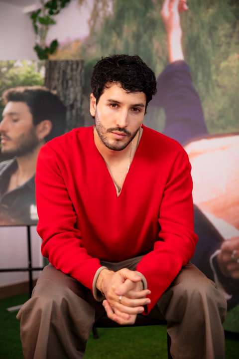 Sebastián Yatra lanzó nuevo disco: “Hasta los retos en nuestra vida son milagros”