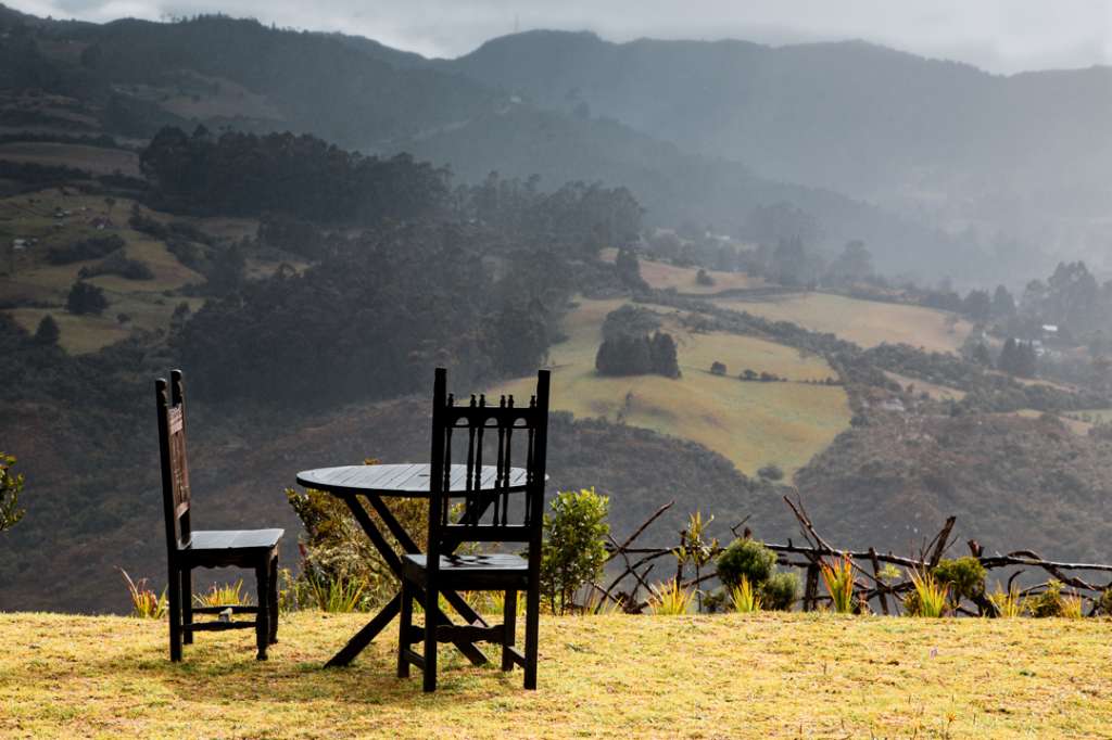 En la Calera, a casi 20 km del centro de Bogotá, se encuentra ubicada la finca Metanoia que ofrece la técnica japonesa Baños de Bosque.