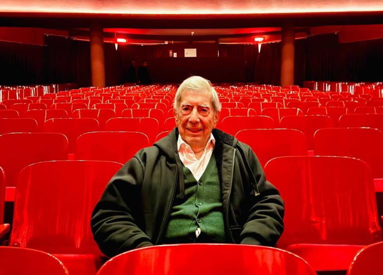 Algunos versos olvidados de Mario Vargas Llosa
