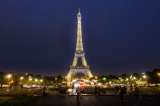 Cierran la Torre Eiffel por quinto día debido a huelgas de su personal