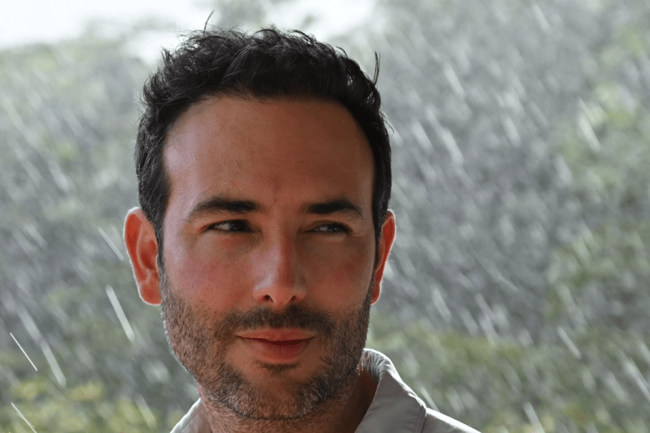 Sebastián Martínez sacó los pasos prohibidos con hija de famosa actriz: “Me muero”