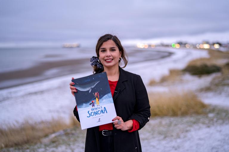Lanzan en Chile un libro que recoge los sonidos de la Antártica