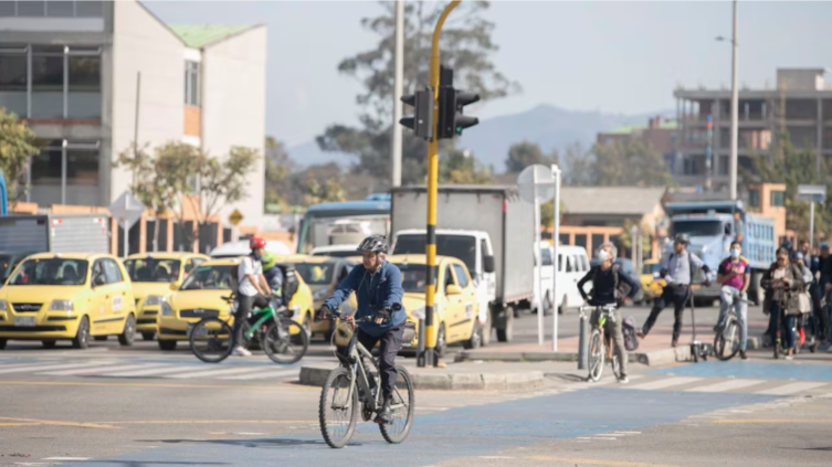 Las lluvias y el día sin carro ayudaron a mejorar la calidad del aire de la capital, la cual ya se encuentra en indicadores verdes.