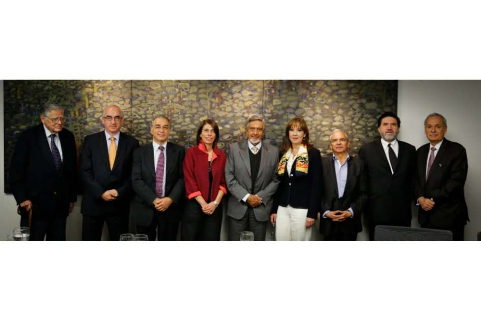 Comisión de Expertos / Ministerio de Hacienda