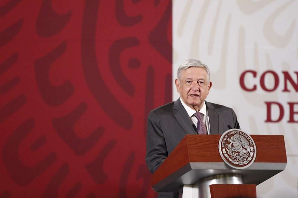 Andrés Manuel López Obrador, presidente de México, pidió investigar a su hermano por videos en donde se le ve recibiendo dinero.