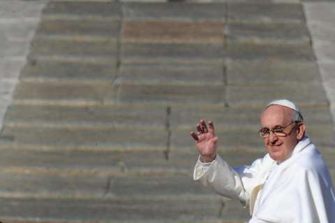 Papa anunció su deseo de intensificar "diálogo con el islam"