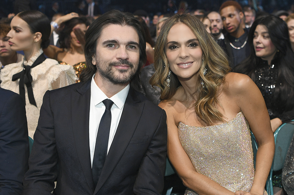 Juanes y Karen Martínez